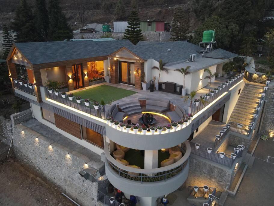 Villa Whispering Pines Bhīm Tāl Exterior foto
